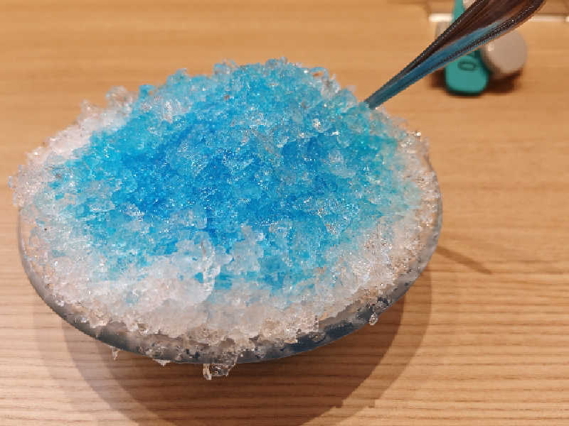 かき氷（ブルーハワイ）