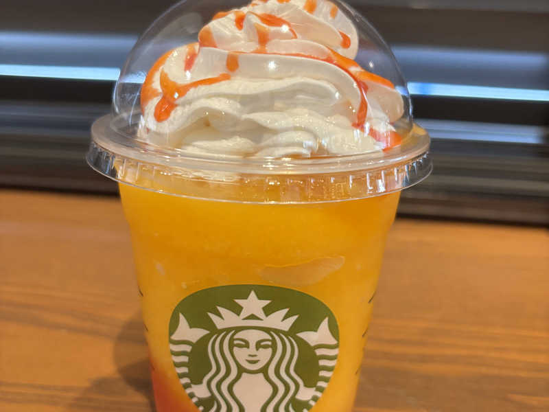 スターバックス☆オレンジとマンゴーのやつ🍊