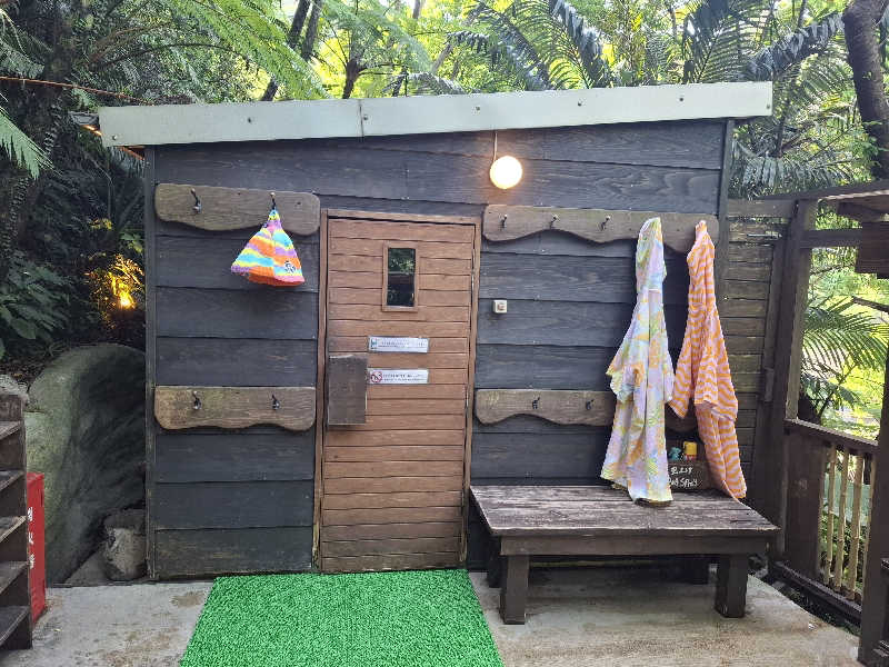 サウナステッカーコレクター通称S.S.Cさんの亜熱帯サウナのサ活写真