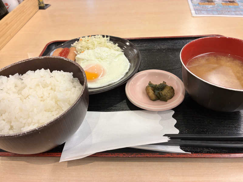 目玉焼き朝食 : サウナ&カプセルホテル レインボー新小岩店（葛飾区