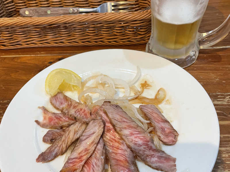 生ビール、ローストビーフ
