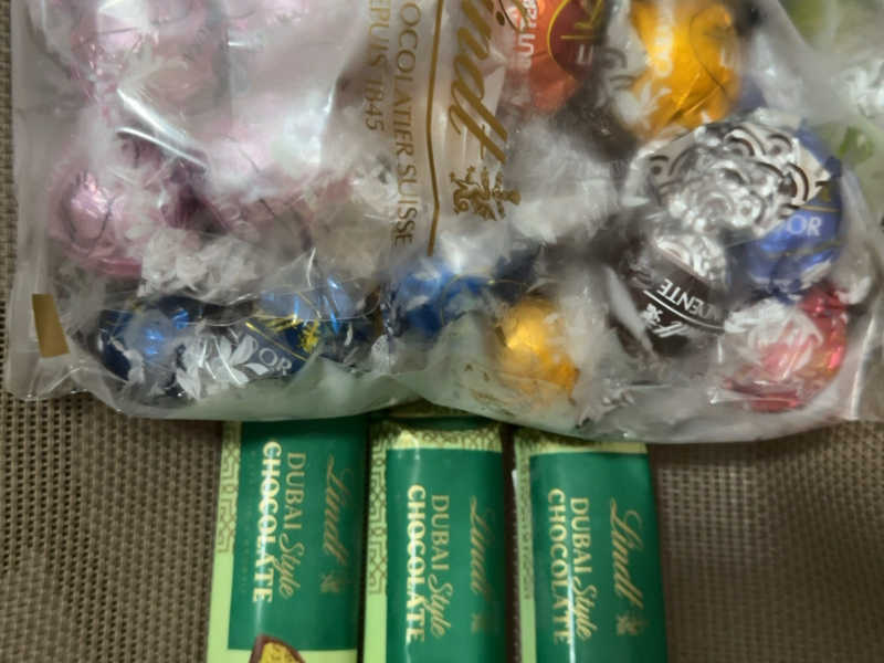 DubaiとLindorアソート驚愕の7割引🤣🤣🤣たったの3330
