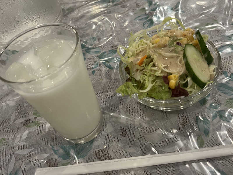 ラッシー＆ネパールサラダ