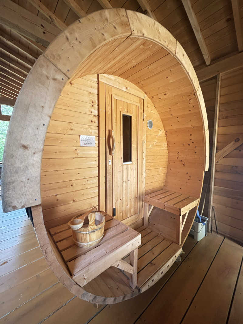 縞りんごさんの山の中のバレルサウナ｢Tramonto｣のサ活写真