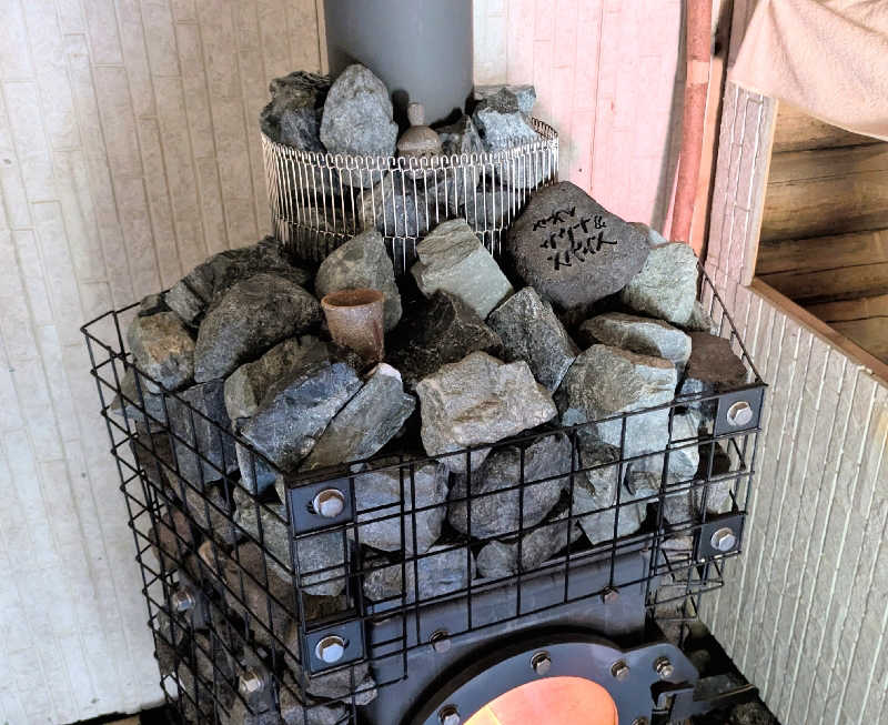 寝床にとろろさんのヤオツサウナ&スパイスのサ活写真