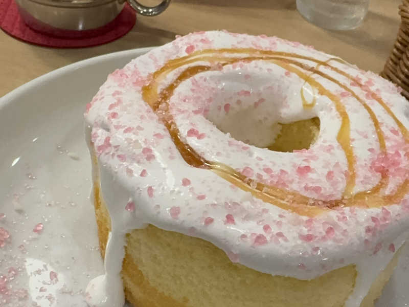 いちごミルクシフォンケーキ