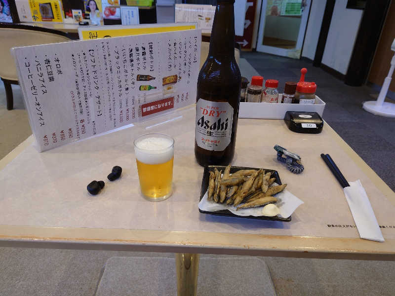 瓶ビール大ときびなごの唐揚げ