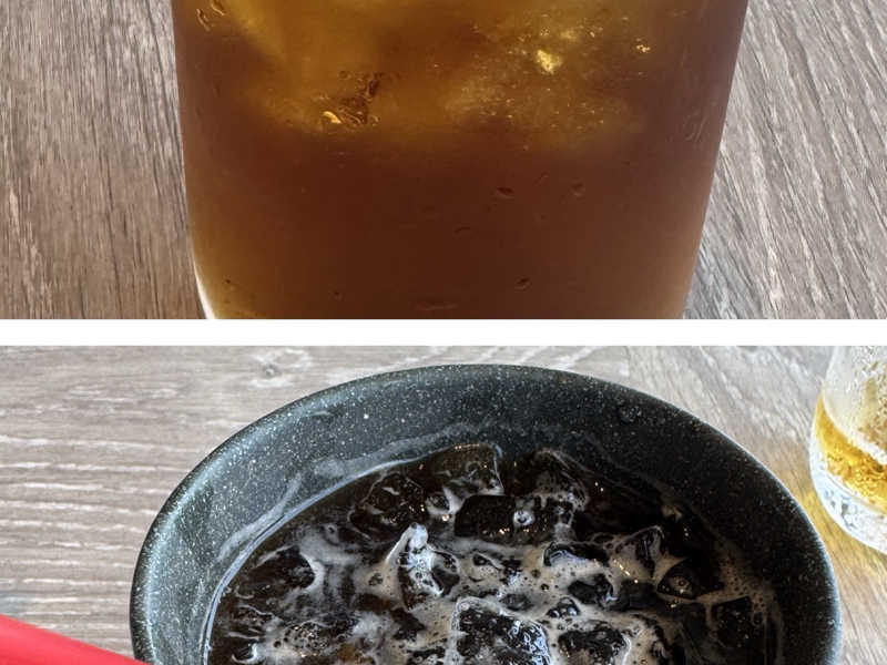 ウーロン茶　アイスコーヒー