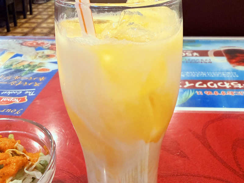 マンゴーラッシー