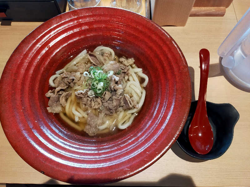 肉うどん大盛り : 温泉バルコニー キング&クイーン（所沢市）のサウナ飯 - サウナイキタイ