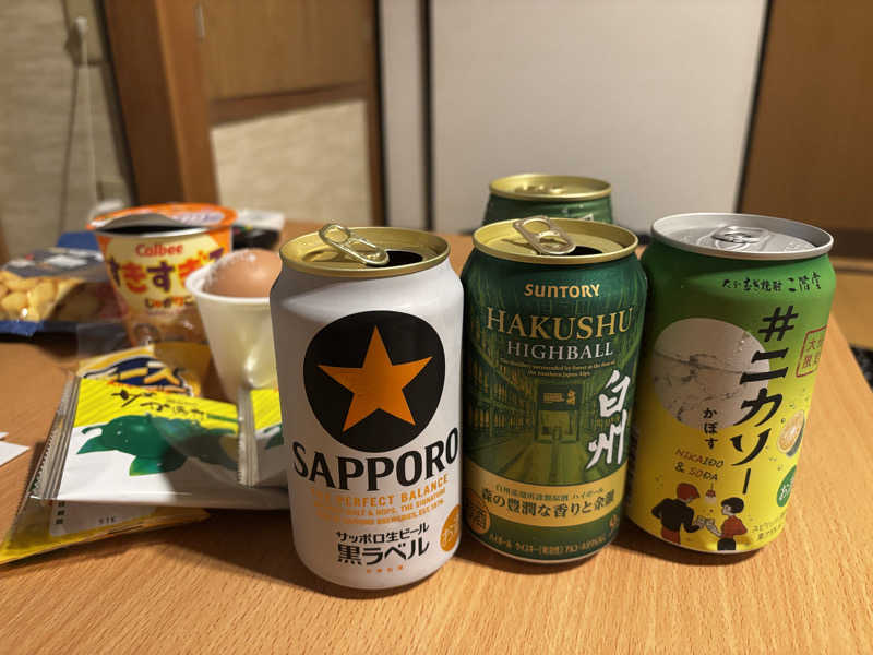 お部屋で缶ビールと白州とカボスハイボール