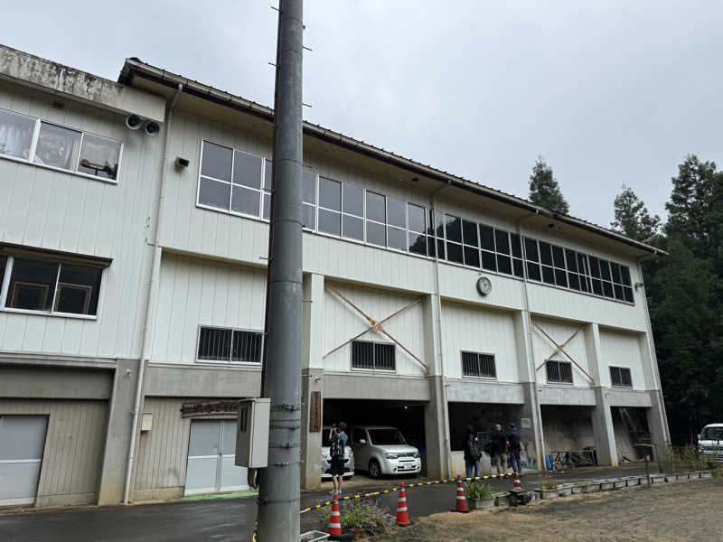 やまピー監督さんの山ノサウナ 廃校を貸切でのサ活写真