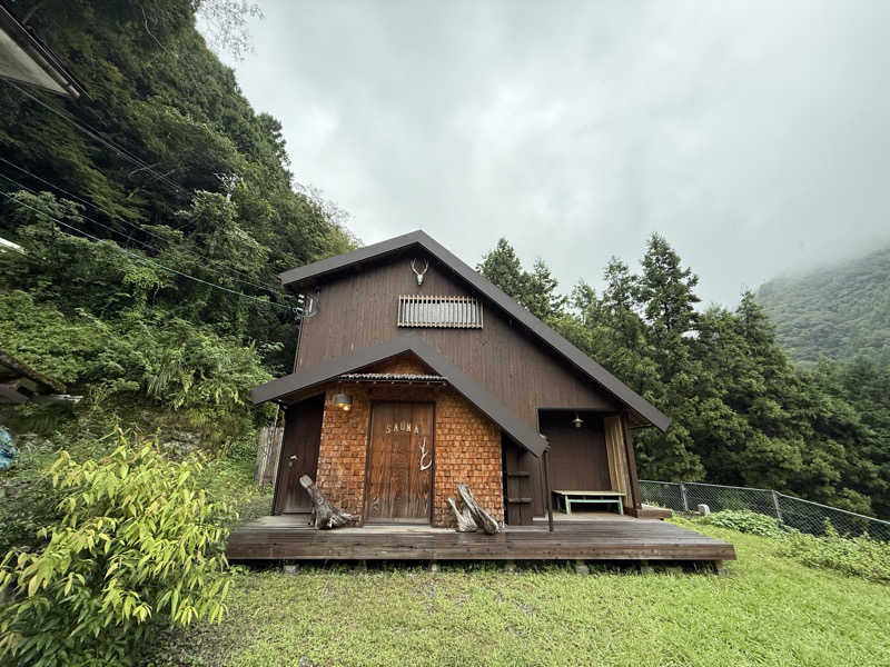 やまピー監督さんの山ノサウナ 廃校を貸切でのサ活写真