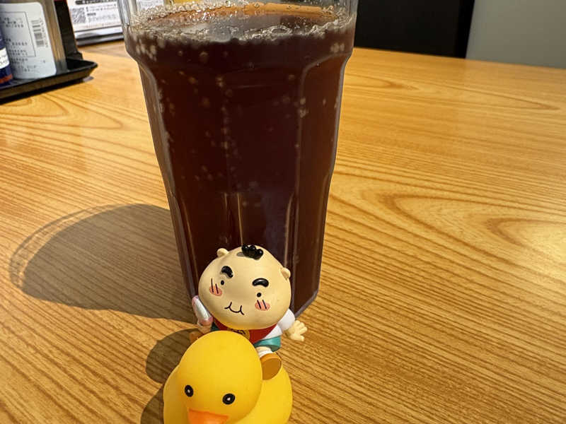 ドリンクバーの烏龍茶